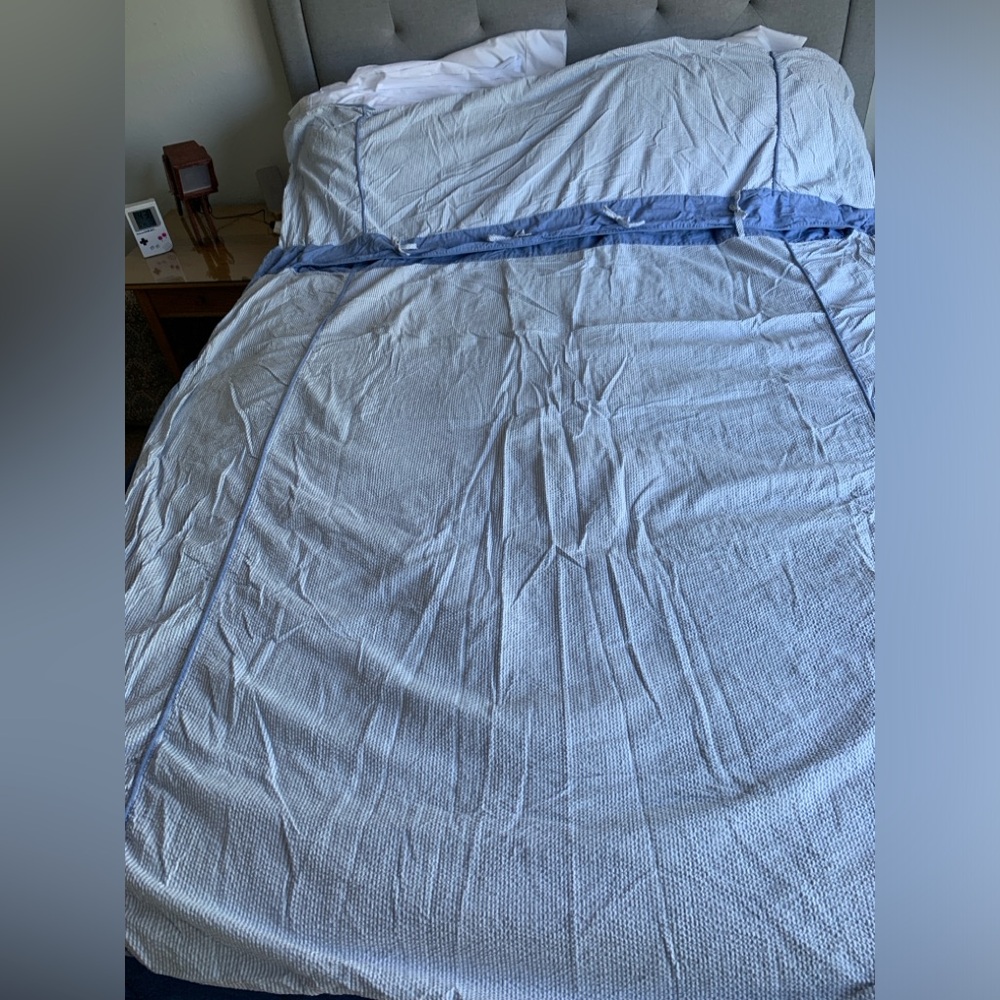 Twin duvet covers, set of 2, American Pacific brand, blue/white steipes